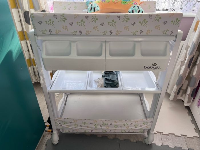 Babylo Changing Table and Bath, Bath Insert