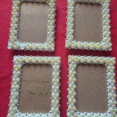 4 Small Pearl Photo Frames