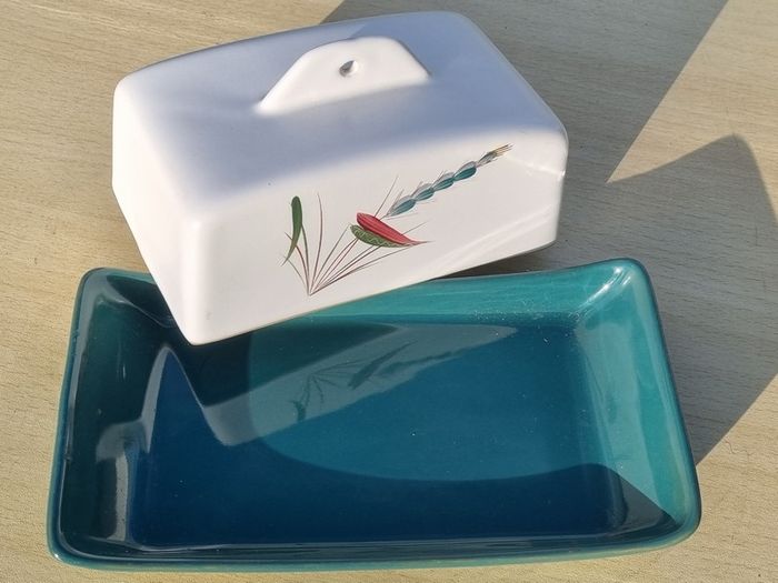 Denby Greenwheat ceramic butter/cheese dish