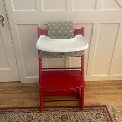 Red Stokke Tripp Trapp  Chair With Babyset and Tray