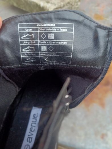 Avenue Boots