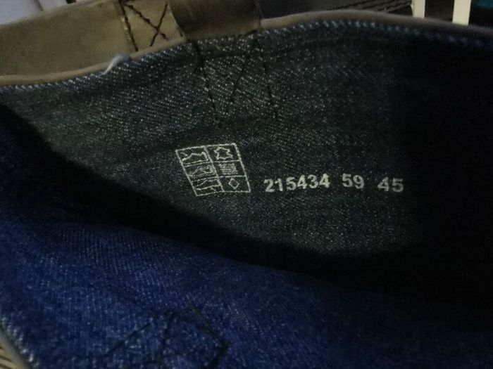 Levi's leather boots - new - Free P&P
