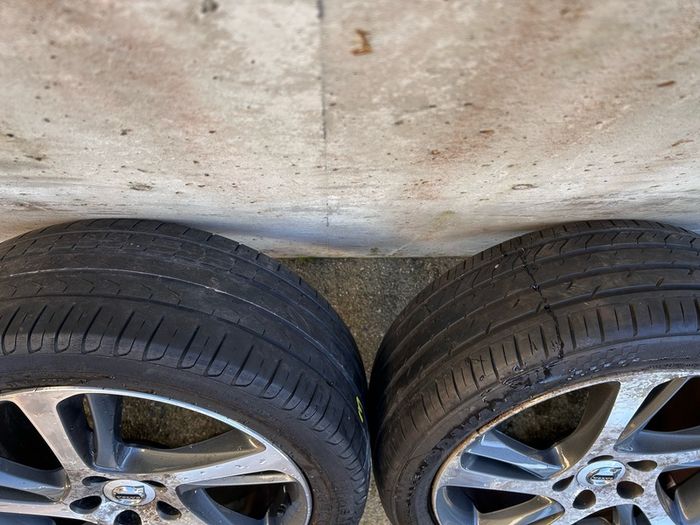 Genuine Volvo Spider 17" Alloys & Tyres