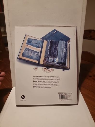 Creating Sketchbooks for Embroiderers and Textile Artists