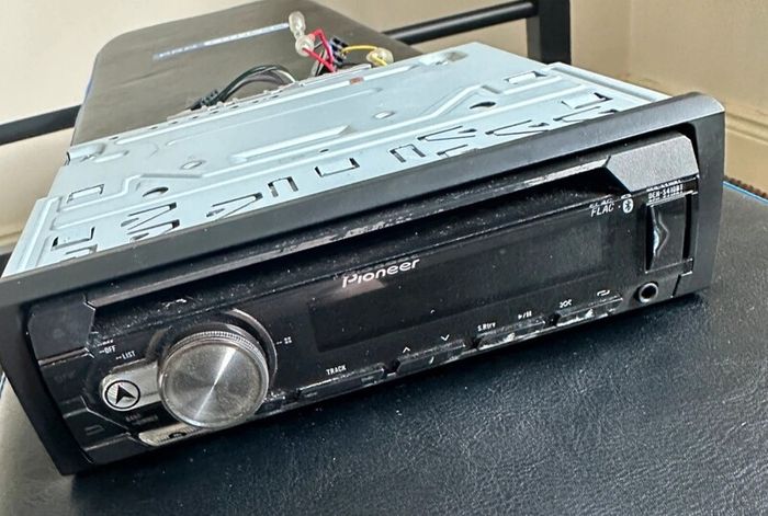 pioneer car radio