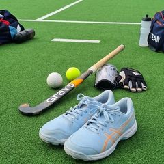 Hockey shoes