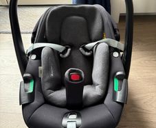 Maxi-Cosi Pebble 360 i-Size car seat