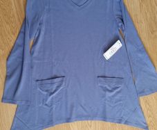 Size Age 6 to 7 - BNWT - LOGO Littles by Lori Goldstein - Asymmetric Top - #