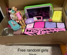 Free random girls toys