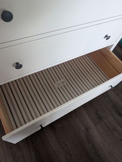 IKEA Hemnes chest 3 drawer white