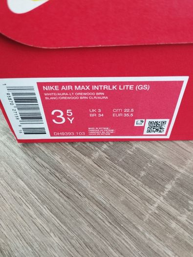 Nike Kids Trainers UK Size 3