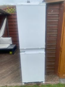 Integrated fridge