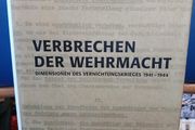 Verbrechen der Wehrmacht, German language book