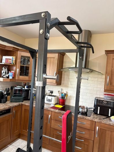 Beautiful Full Gym Weightlifting Set Up, Power Rack, Olympic Bumper Weights, Bench + Dumbbells +more