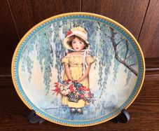 Jessie Willcox Smith Childhood Holiday Memories Easter Picture Plate