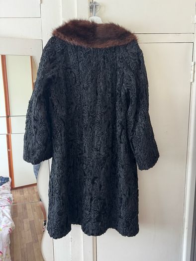 Black Persian Lamb (Karakul) Fur Coat with Mink Collarol