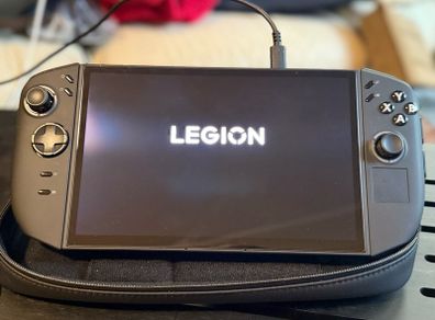Lenovo Legion Go 2 z2 Extreme