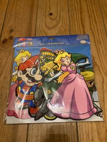 Club Nintendo wall decorations