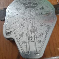 Star Wars Millennium Falcon Jigsaw Puzzle And Tin
