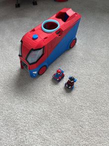 Marvel's Spidey and his Amazing Friends Web Transporter Feature Vehicle