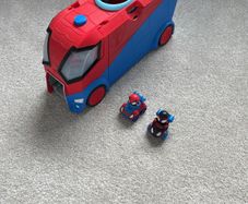 Marvel's Spidey and his Amazing Friends Web Transporter Feature Vehicle