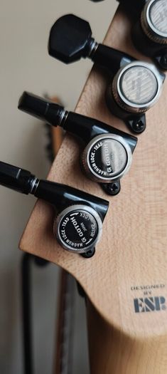 Esp Ltd M-403
