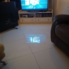 Tv table