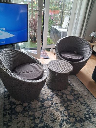 patio set