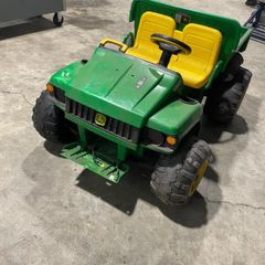 Peg Perego John Deere Gator