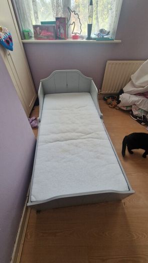 toddler bed
