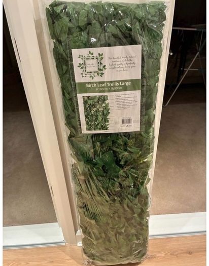 Birch Leaf Trellis Large - Brand new