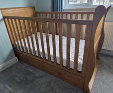 Mama & Papas Mia collection cot