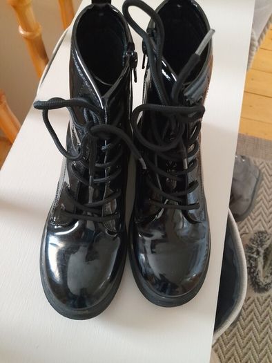 girls boots