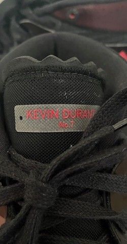 Nike Kevin Durant No 7 Laced Up Trainers Shoes Runners  Size Uk 10.5   Eu 45.5. In Very Good Used Condition. Mens Gents