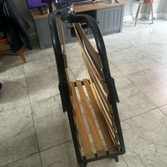 Single foldable bed