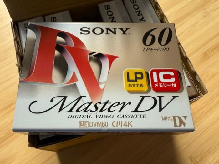 New Sony miniDV masterDV 60min DVM60MM Video Cassetes - 5 pack