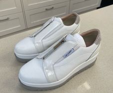Carl Scarpa White Leather Platform trainer | Size 40