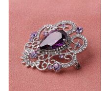 Beautiful Pin with Sparkly Gems - excellent gift