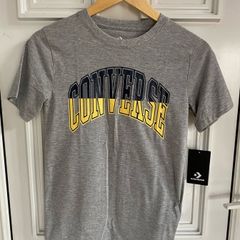 Converse T-shirt