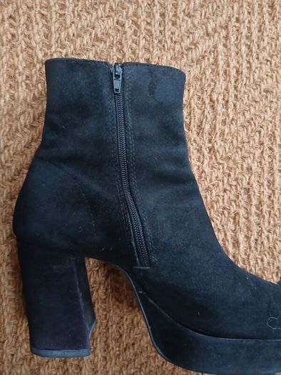 Black Platform Boots
