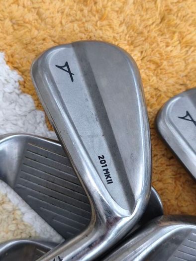 Takomo 201 MKII Irons 4-PW