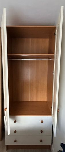 Free Wardrobe