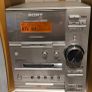 Sony Minidisc CMT-CP33MD Mini Hi-Fi System with Speakers Image 2