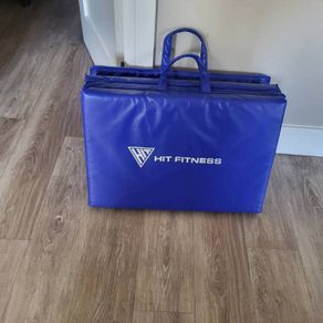 folding gymnastics mat