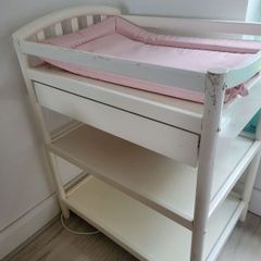 baby changing table