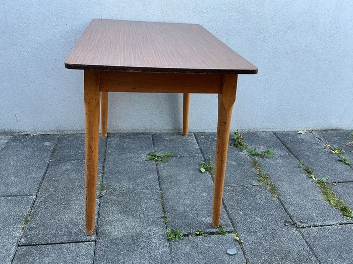 Formica Table