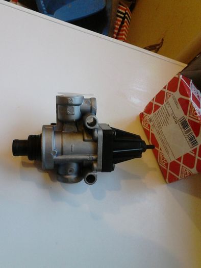 pressure release valve
