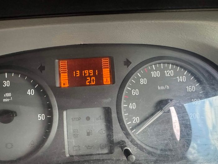 Opel Vivaro Camper Van