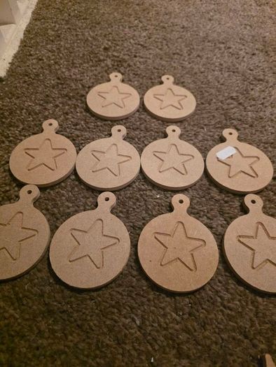 wooden xmas bobble star