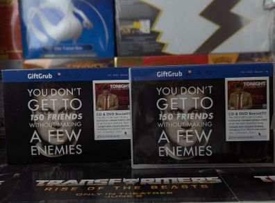 Gift Grub ! You Don't Get to 150 Friends Without Making A Few Enemies ! CD & DVD ! Boxset ! 2011 !